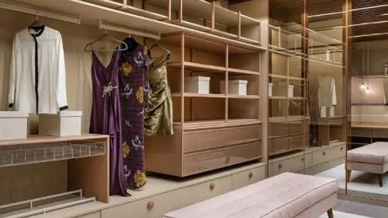 Além de organizar, as caixas podem participar da decoração em si.